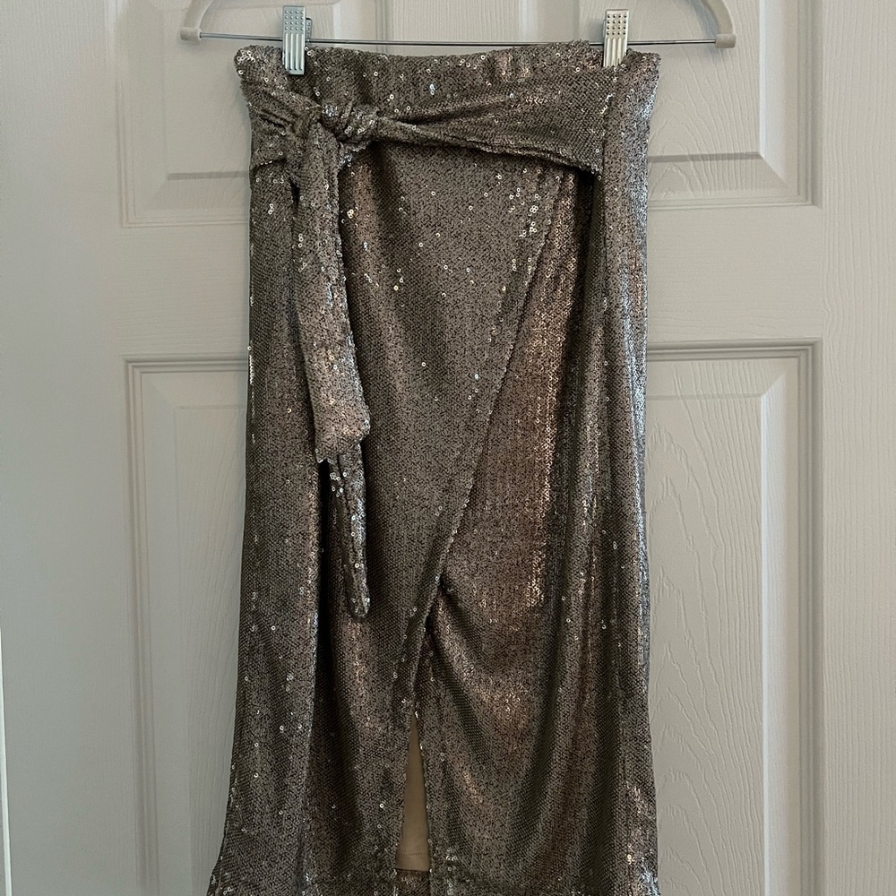Express Gray Gold Sequin Wrap Midi Skirt